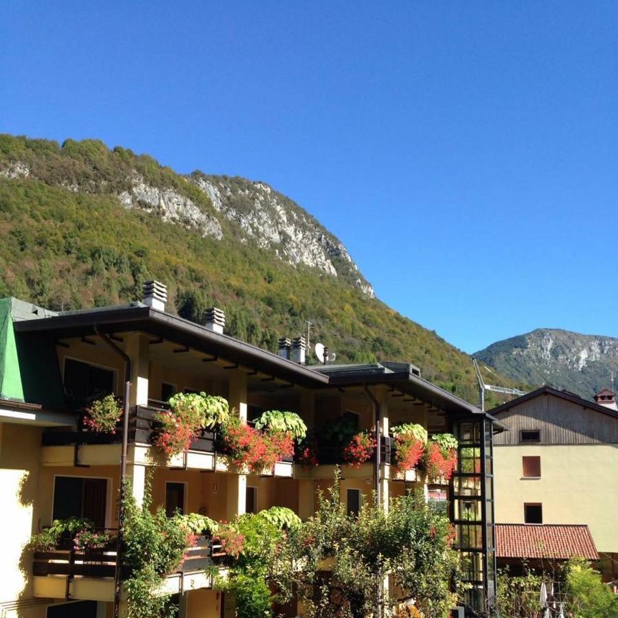 Aparthotel Residenza La Ciasa Claut Exterior foto